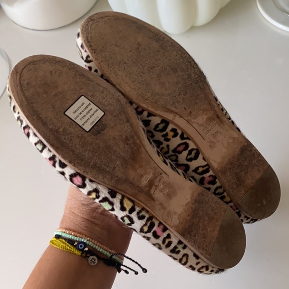 ❤️… FENDI Leopard Bow Flats - Picture 5 of 7